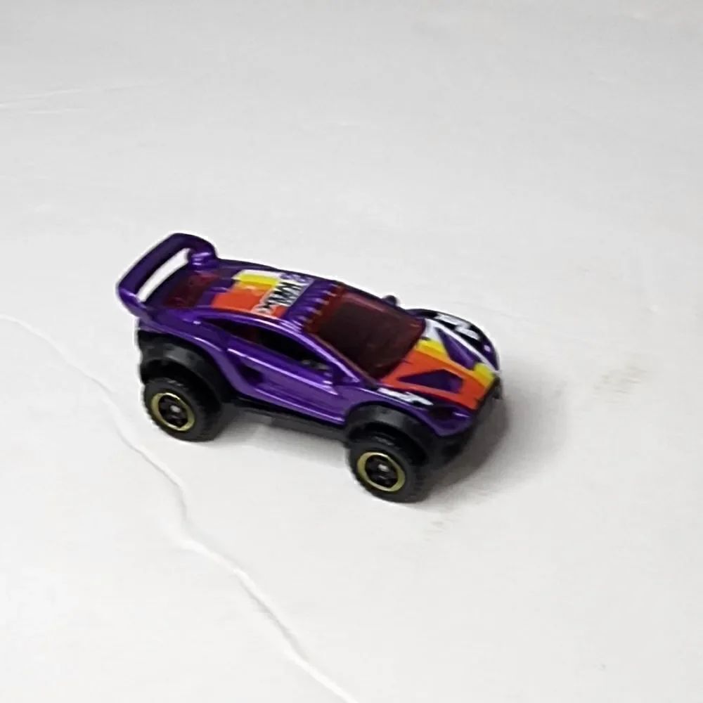 2012 Matchbox Terrain Trouncer Purple MB833 W4884